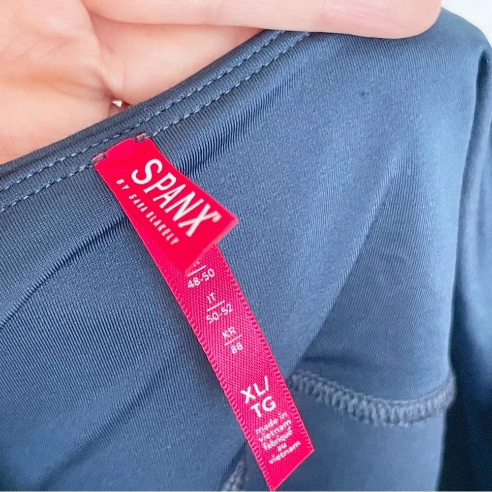 Spanx pull on cropped pants Sz XL - Picture 4 of 5